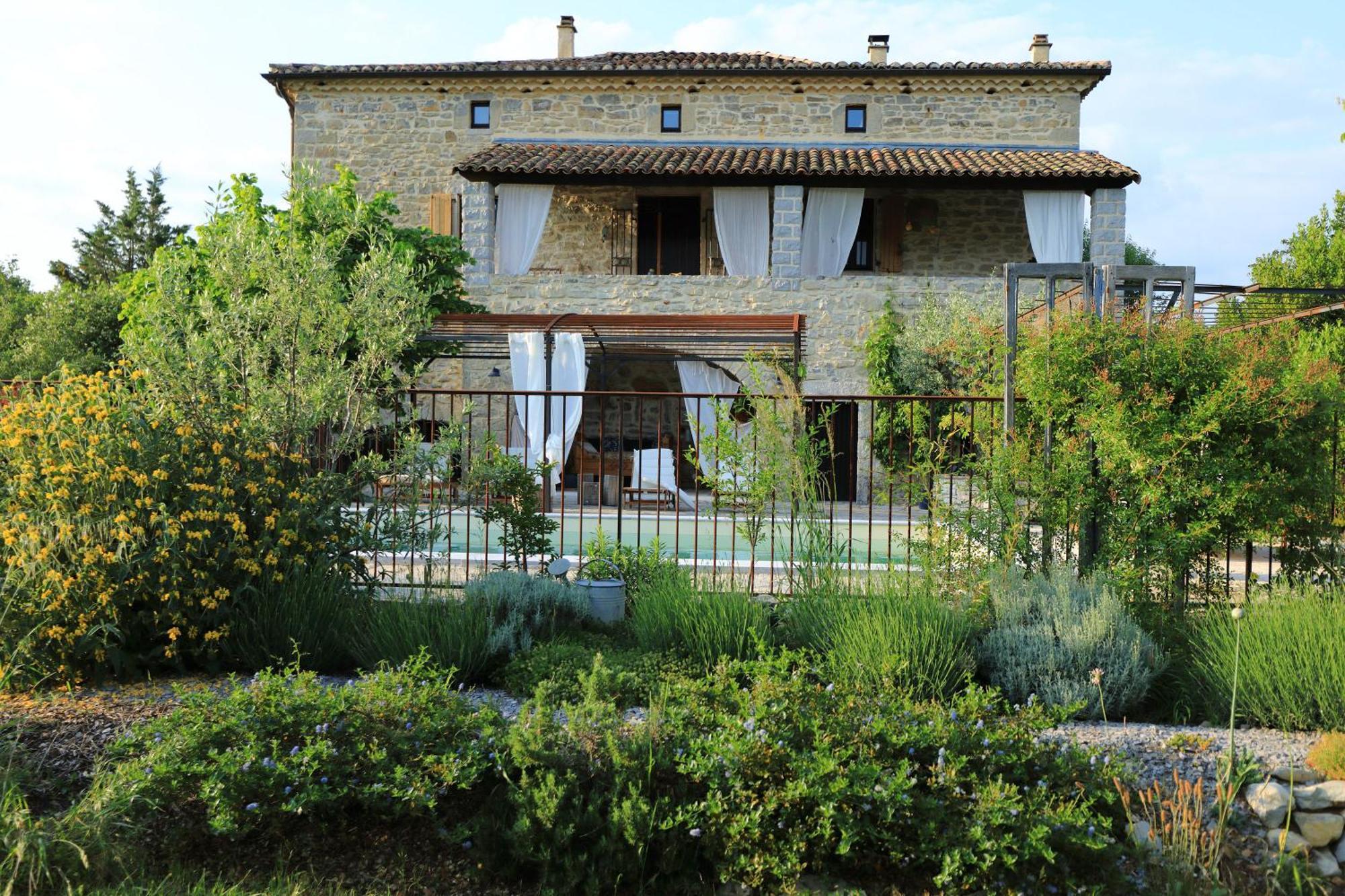 La Gourmandine Hotell Courry Exteriör bild
