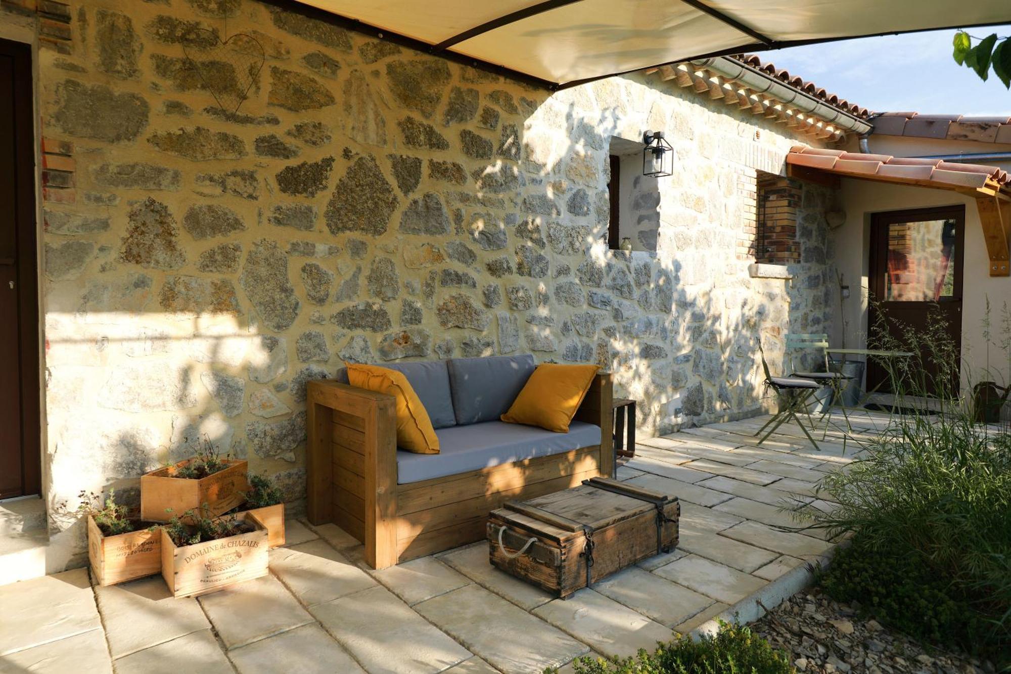 La Gourmandine Hotell Courry Exteriör bild