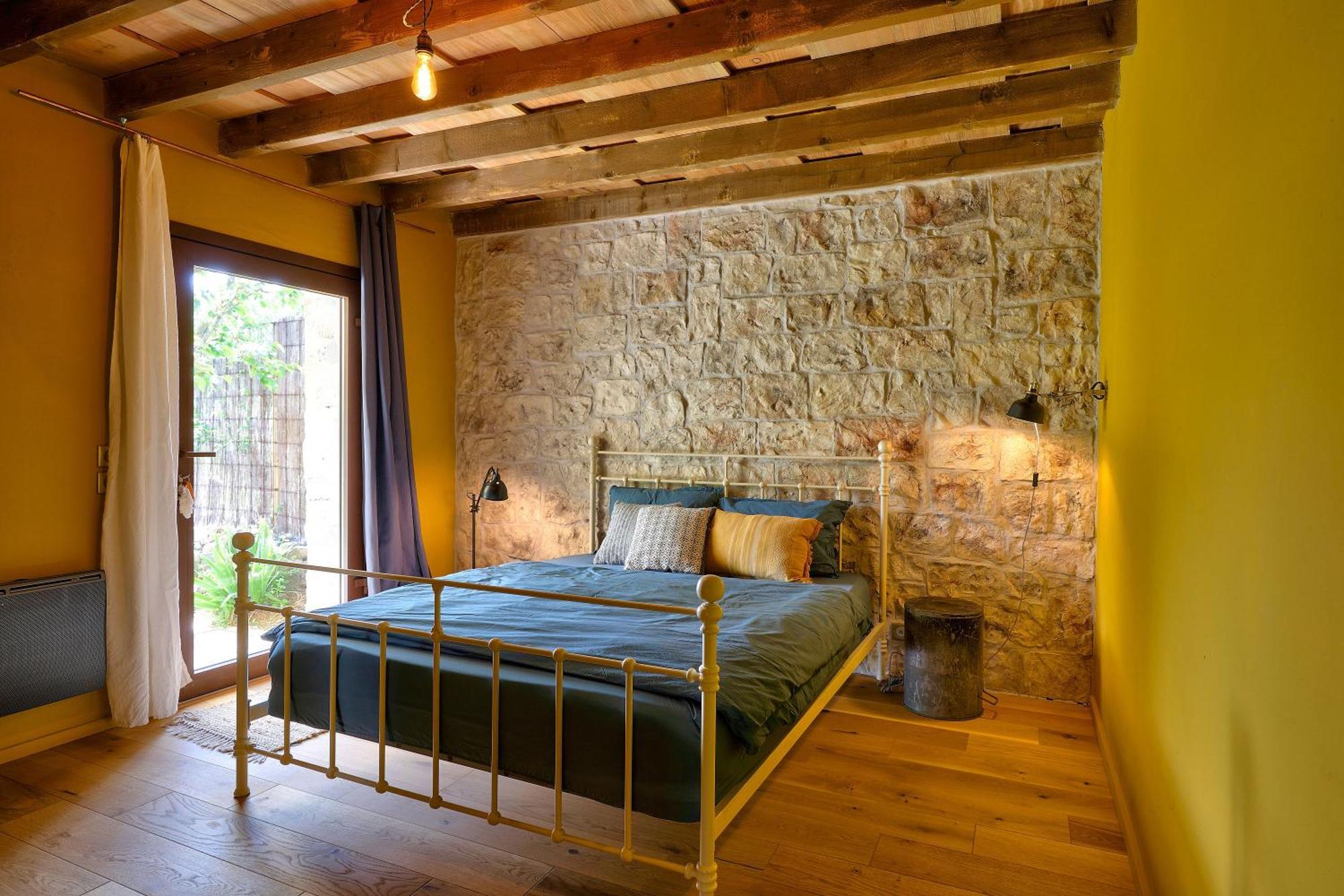 La Gourmandine Hotell Courry Exteriör bild